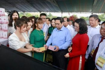 Thủ tướng Phạm Minh Chính tham dự lễ khai mạc “Hành trình khởi nghiệp đổi mới sáng tạo và ngày hội việc làm VNUA”